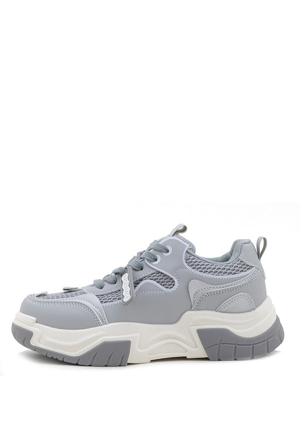 Tenis en Maya con Accesorio Lateral en Caucho tipo Nube