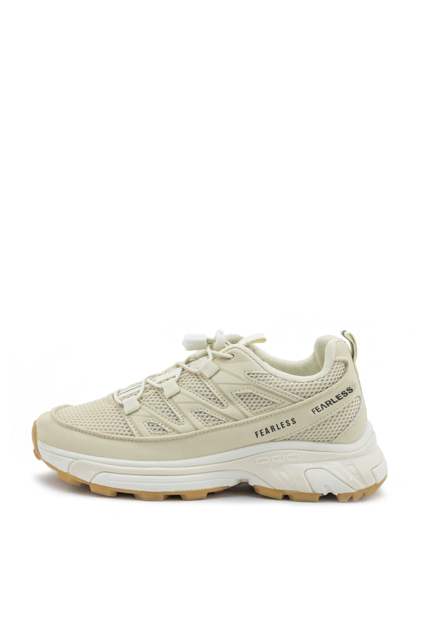 Tenis Con Diseño De Angulos